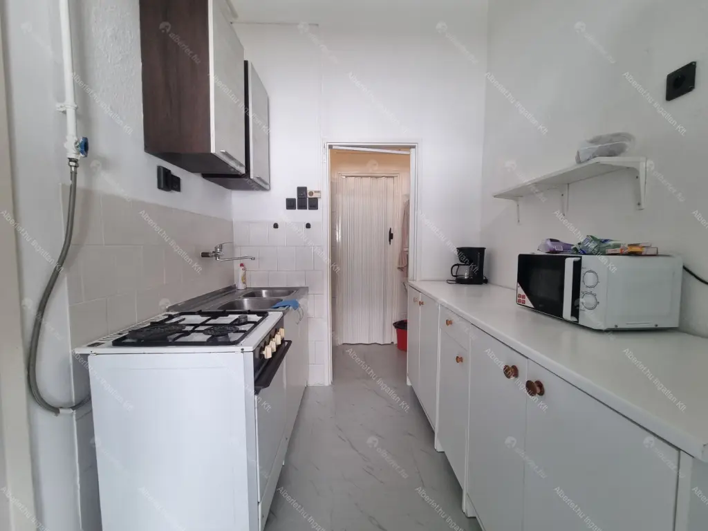 Kiadó albérlet 170000 Ft/hó áron: Budapest, VII. kerület  Alsó erdősor utca. Mérete: 34 nm, 1 szobás | Alberlet.hu - 6700005