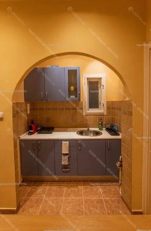 Kiadó albérlet 210000 Ft/hó áron: Budapest, VII. kerület  Asbóth utca. Mérete: 26 nm, 1 szobás | Alberlet.hu - 6649141