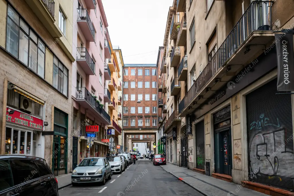 Kiadó albérlet 280000 Ft/hó áron: Budapest, VII. kerület  Asbóth utca. Mérete: 33 nm, 1 szobás | Alberlet.hu - 6589066