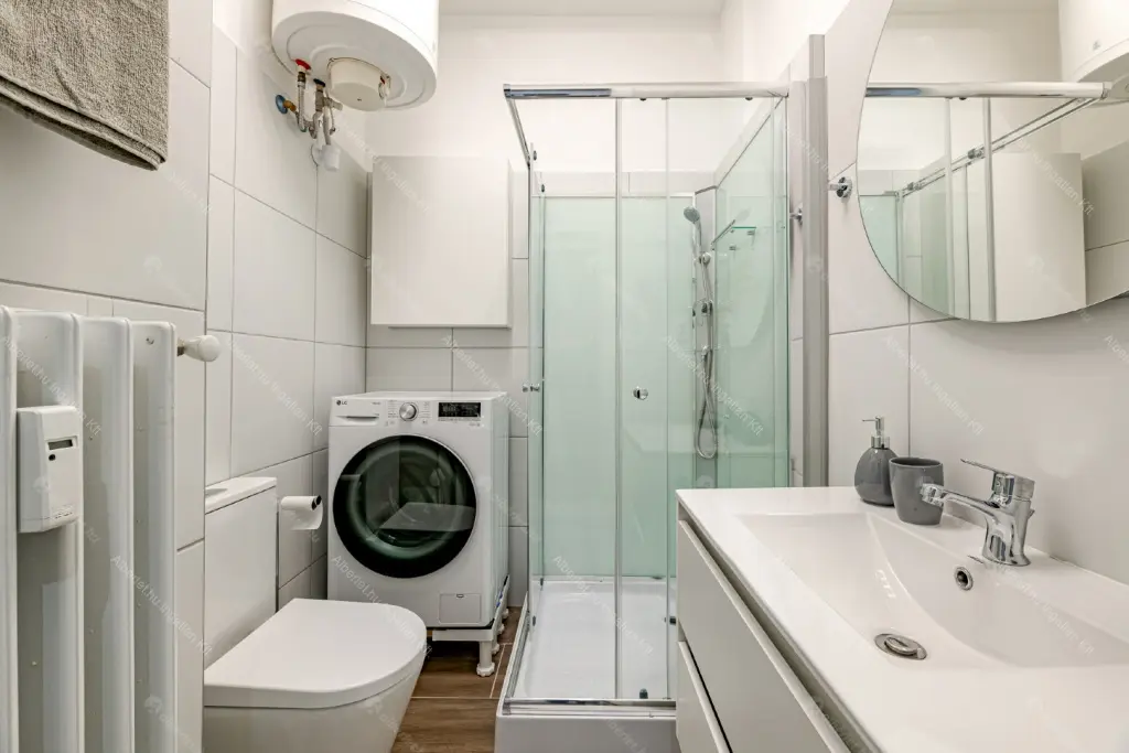 Kiadó albérlet 270000 Ft/hó áron: Budapest, VII. kerület  Asbóth utca. Mérete: 33 nm, 1 szobás | Alberlet.hu - 6645398