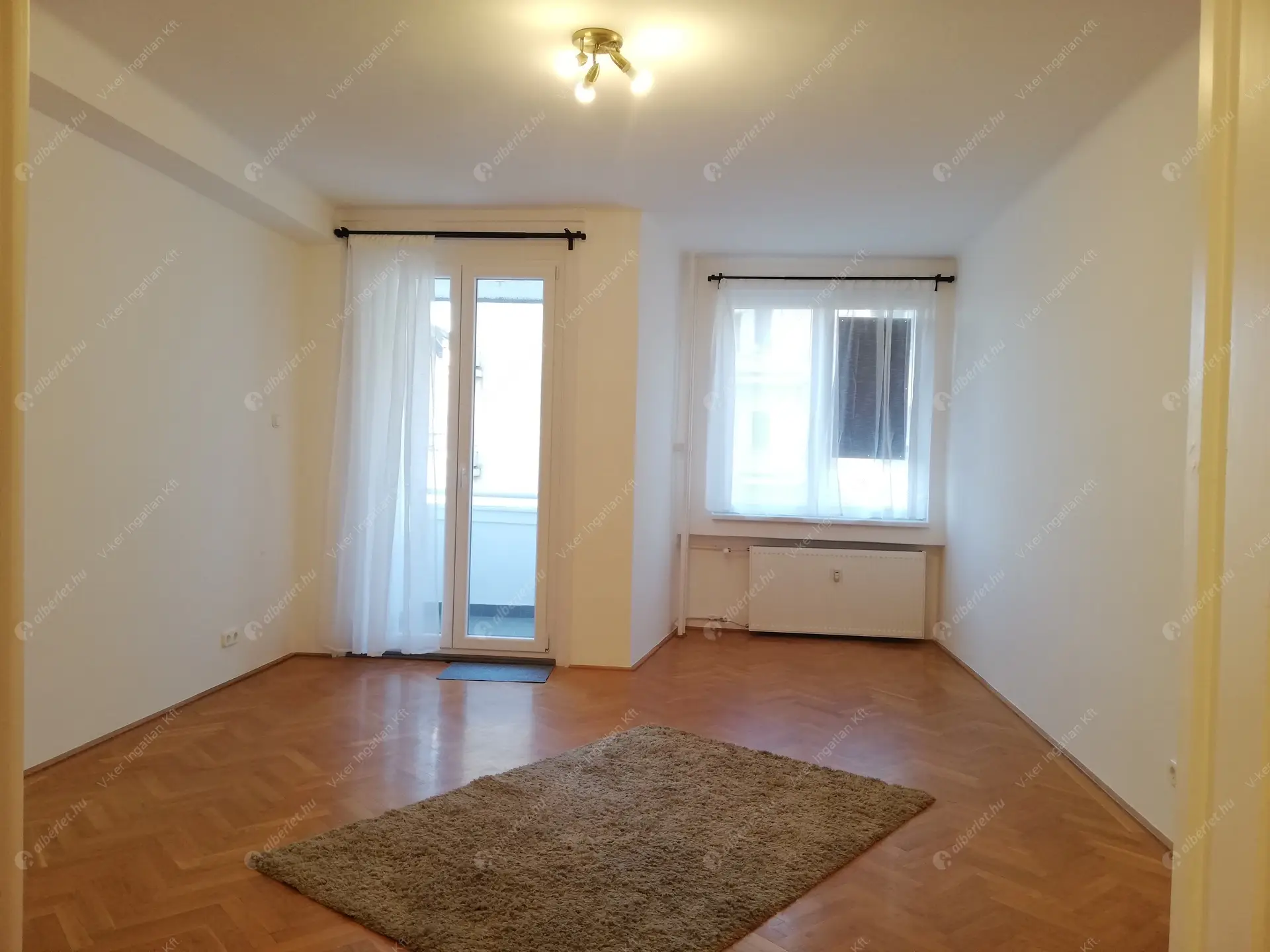 Kiadó albérlet 200000 Ft/hó áron: Budapest, VII. kerület  Bajza utca. Mérete: 40 nm, 1 szobás | Alberlet.hu - 5564894