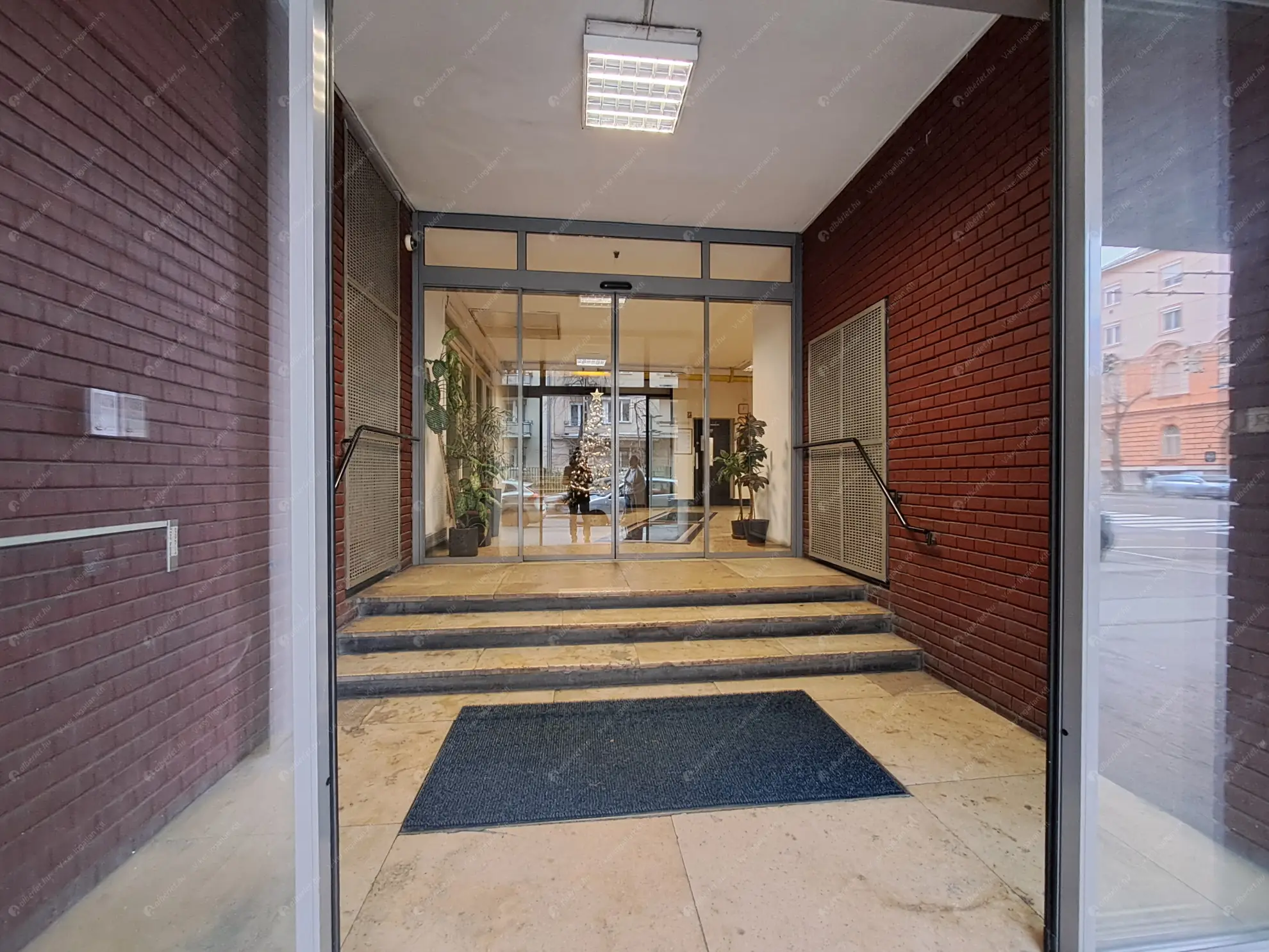 Kiadó albérlet 180000 Ft/hó áron: Budapest, VII. kerület  Bajza utca. Mérete: 40 nm, 1 szobás | Alberlet.hu - 6606807