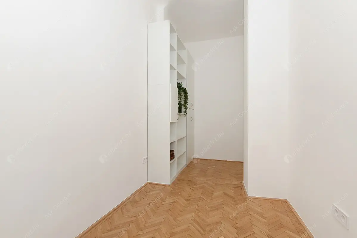 Kiadó albérlet 300000 Ft/hó áron: Budapest, VII. kerület  Barát utca. Mérete: 60 nm, 3 szobás | Alberlet.hu - 6187325