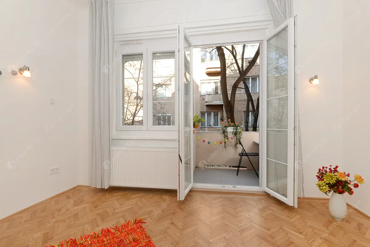 Kiadó albérlet 300000 Ft/hó áron: Budapest, VII. kerület  Barát utca. Mérete: 60 nm, 3 szobás | Alberlet.hu - 6187333