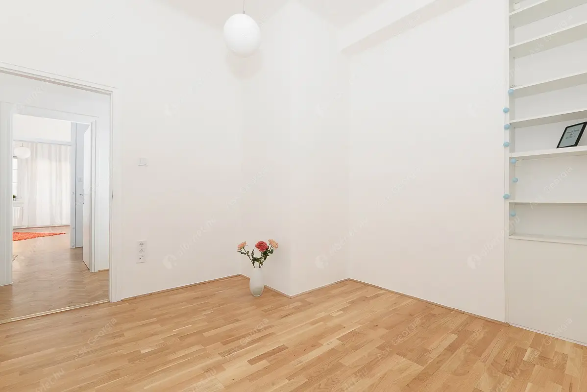 Kiadó albérlet 300000 Ft/hó áron: Budapest, VII. kerület  Barát utca. Mérete: 60 nm, 3 szobás | Alberlet.hu - 6187335