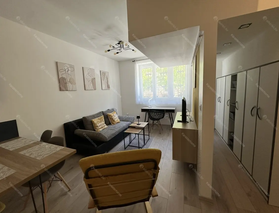 Kiadó albérlet 275000 Ft/hó áron: Budapest, VII. kerület  Barcsay . Mérete: 38 nm, 1 szobás | Alberlet.hu - 6705711