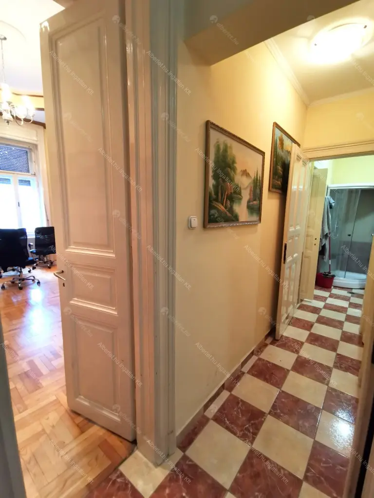 Kiadó albérlet 650000 Ft/hó áron: Budapest, VII. kerület  Baross tér. Mérete: 117 nm, 3 szobás | Alberlet.hu - 6708432