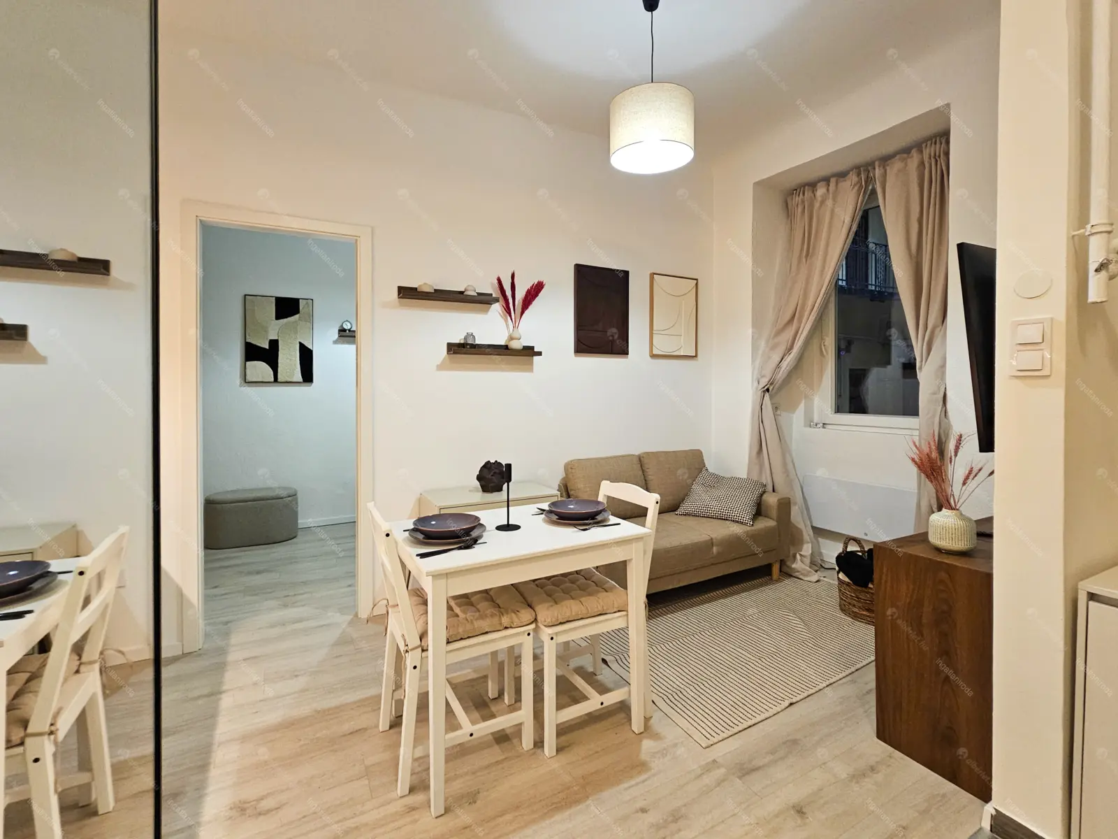 Kiadó albérlet 220000 Ft/hó áron: Budapest, VII. kerület  Bethlen Gábor utca. Mérete: 27 nm, 1 szobás | Alberlet.hu - 6655873