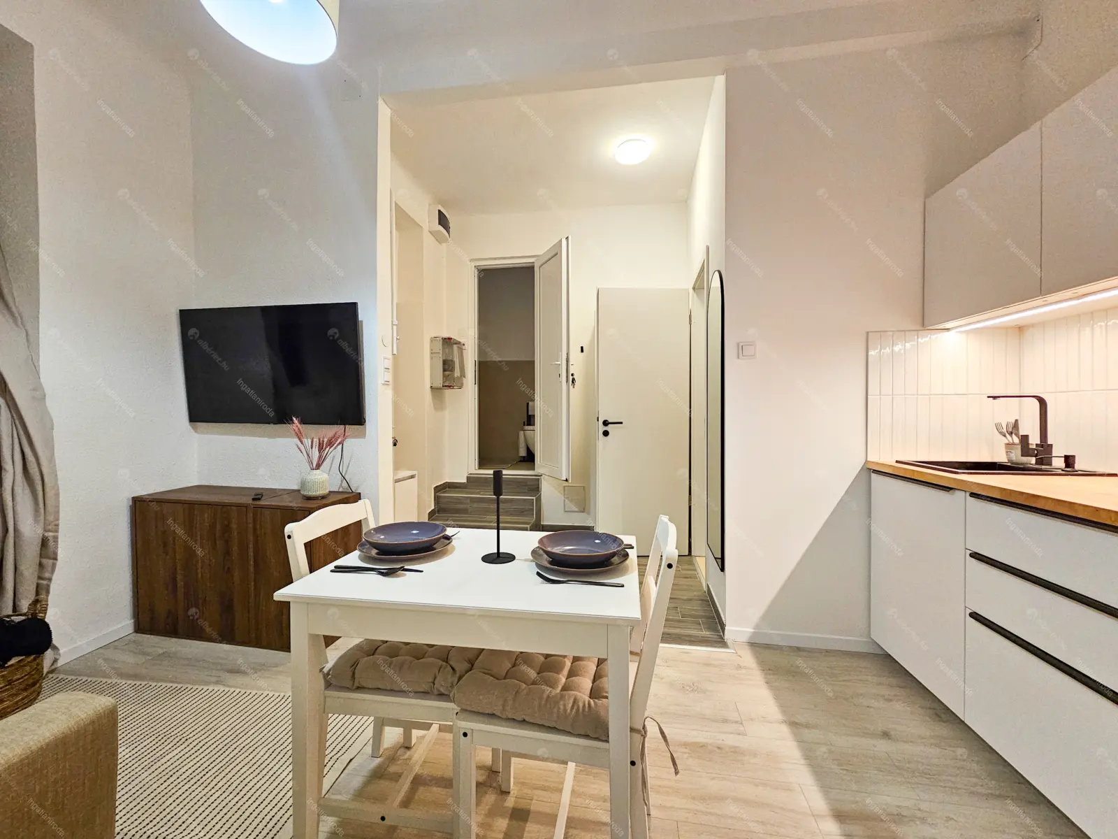 Kiadó albérlet 220000 Ft/hó áron: Budapest, VII. kerület  Bethlen Gábor utca. Mérete: 27 nm, 1 szobás | Alberlet.hu - 6655877