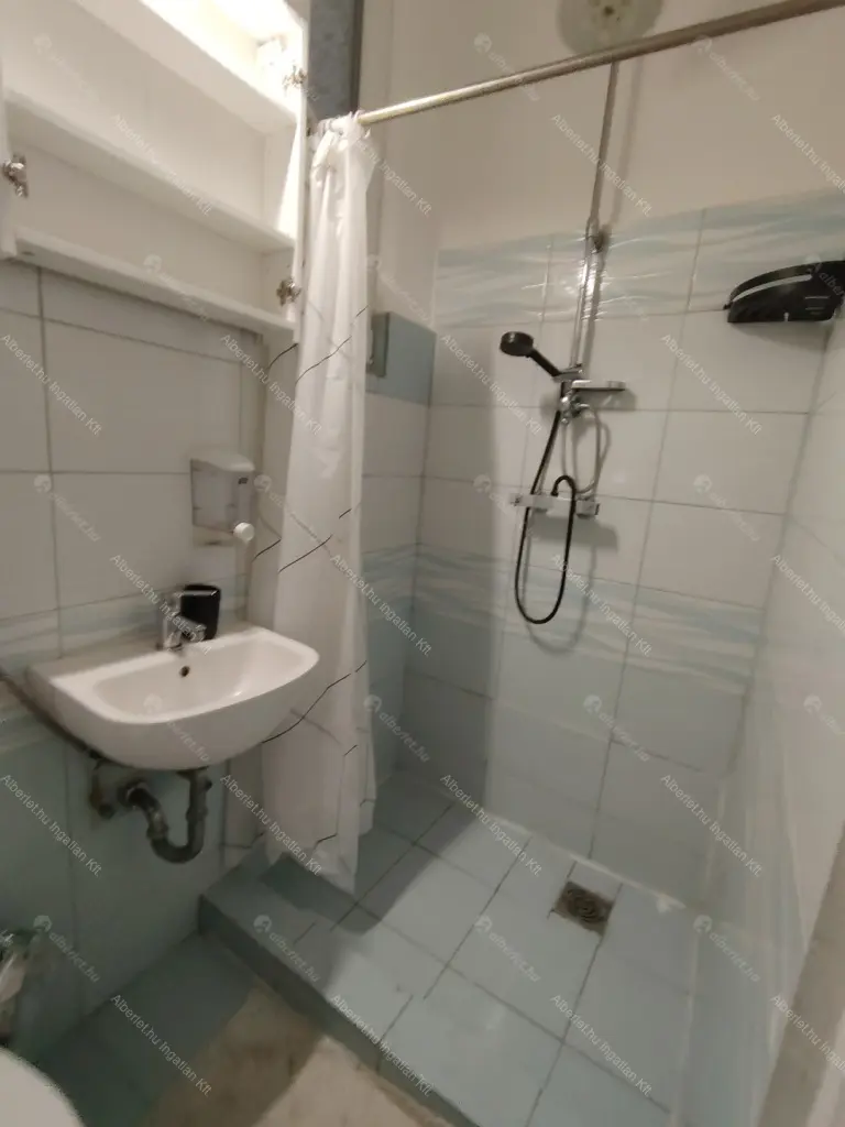 Kiadó albérlet 200000 Ft/hó áron: Budapest, VII. kerület  Bethlen Gábor utca. Mérete: 32 nm, 1 szobás | Alberlet.hu - 6704846