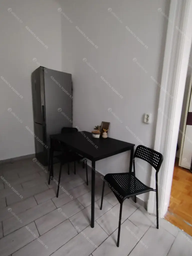 Kiadó albérlet 200000 Ft/hó áron: Budapest, VII. kerület  Bethlen Gábor utca. Mérete: 32 nm, 1 szobás | Alberlet.hu - 6709559