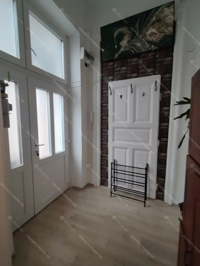 Kiadó albérlet 200000 Ft/hó áron: Budapest, VII. kerület  Bethlen Gábor utca. Mérete: 32 nm, 1 szobás | Alberlet.hu - 6709562