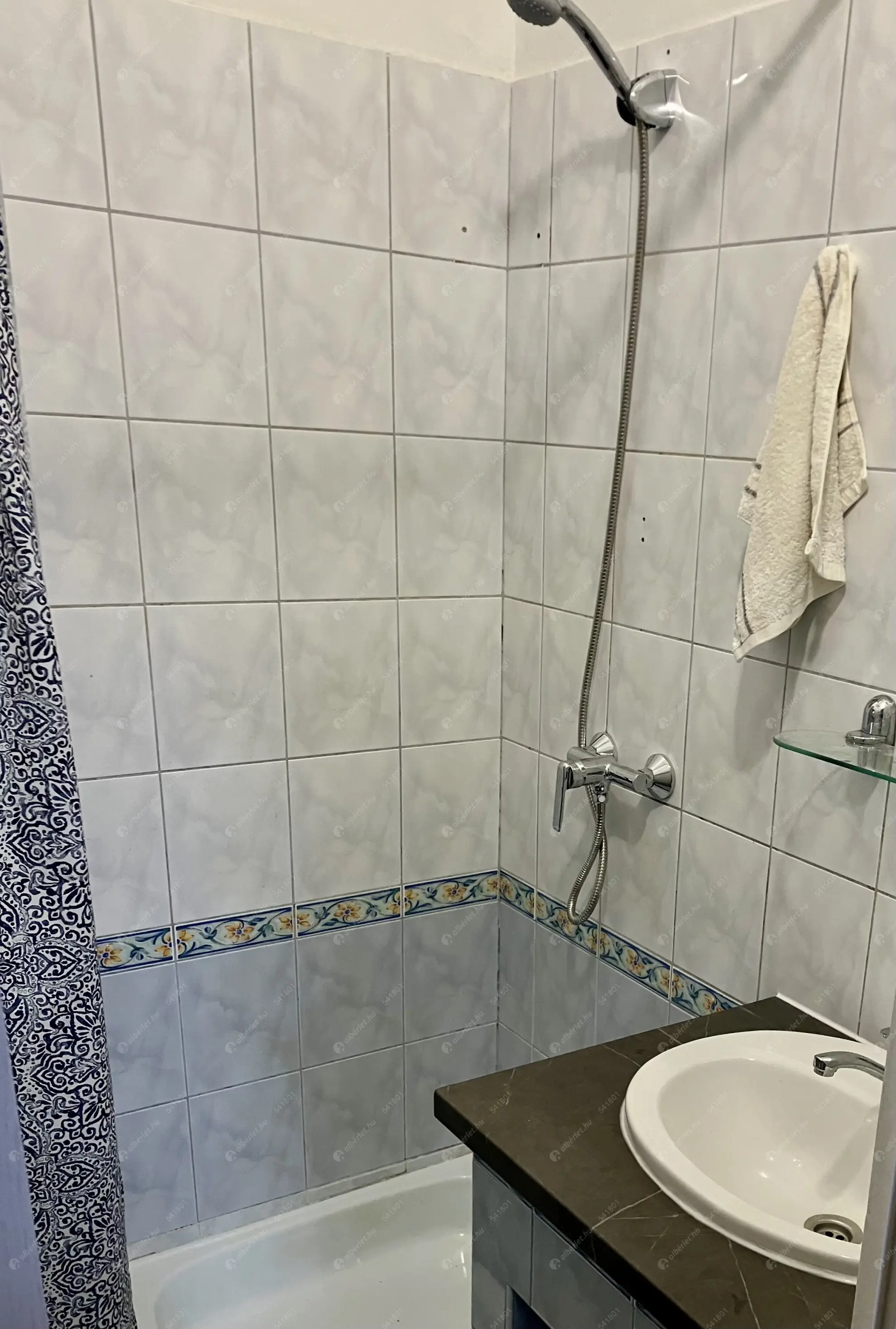 Kiadó albérlet 220000 Ft/hó áron: Budapest, VII. kerület  Csengery utca. Mérete: 30 nm, 1 szobás | Alberlet.hu - 6577200