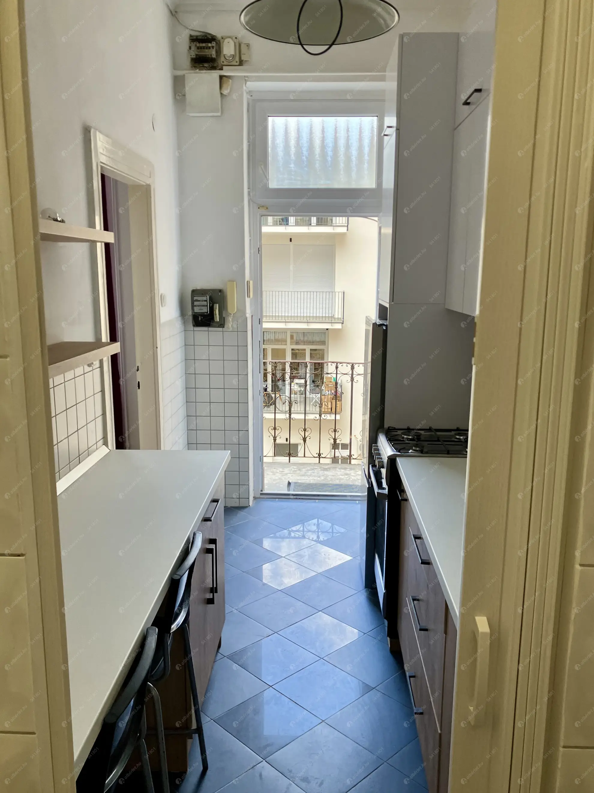 Kiadó albérlet 220000 Ft/hó áron: Budapest, VII. kerület  Csengery utca. Mérete: 30 nm, 1 szobás | Alberlet.hu - 6578799