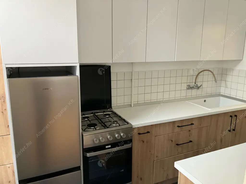 Kiadó albérlet 190000 Ft/hó áron: Budapest, VII. kerület  Csengery utca. Mérete: 30 nm, 1 szobás | Alberlet.hu - 6598307