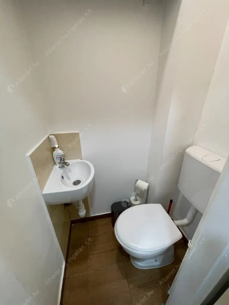 Kiadó albérlet 290000 Ft/hó áron: Budapest, VII. kerület  Csengery utca. Mérete: 43 nm, 2 szobás | Alberlet.hu - 6553760