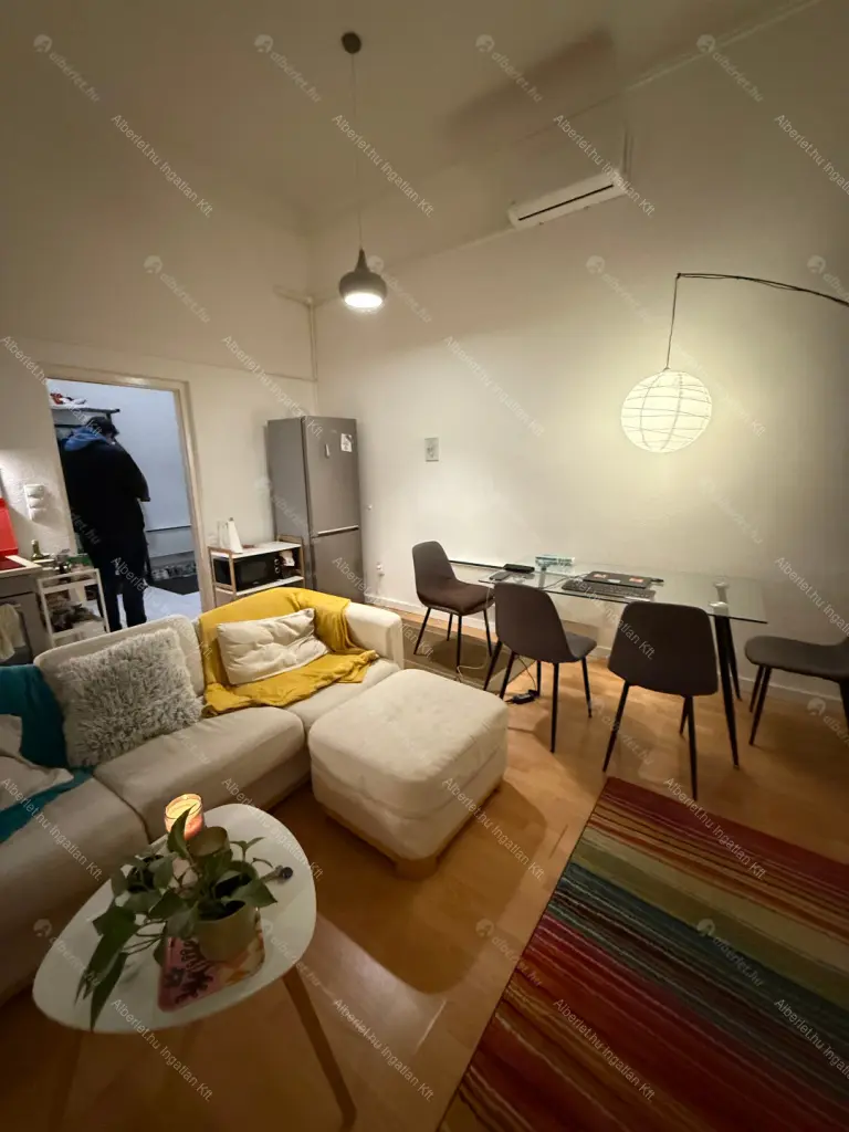 Kiadó albérlet 120000 Ft/hó áron: Budapest, VII. kerület  Csengery utca. Mérete: 58 nm, 3 szobás | Alberlet.hu - 6706121