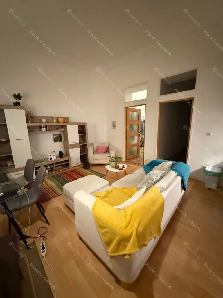 Kiadó albérlet 120000 Ft/hó áron: Budapest, VII. kerület  Csengery utca. Mérete: 58 nm, 3 szobás | Alberlet.hu - 6706122