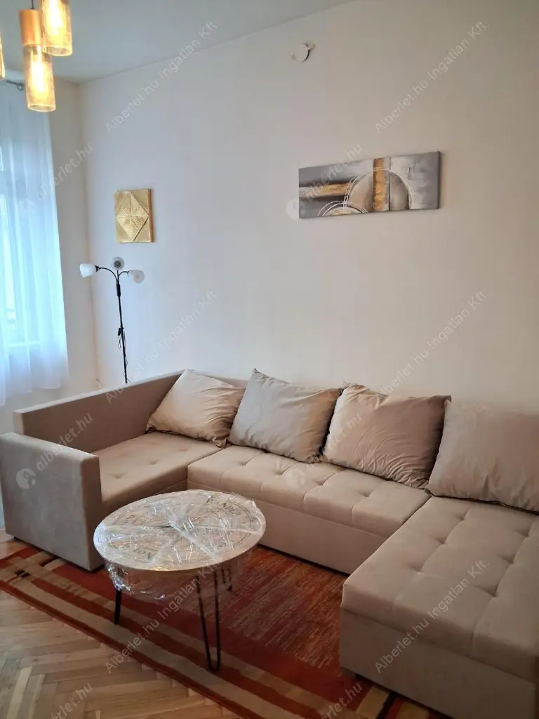 Kiadó albérlet 200000 Ft/hó áron: Budapest, VII. kerület  Cserhát utca. Mérete: 33 nm, 1 szobás | Alberlet.hu - 6627457