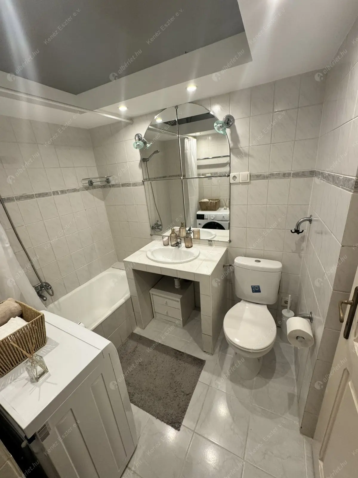 Kiadó albérlet 250000 Ft/hó áron: Budapest, VII. kerület  Cserhát utca. Mérete: 43 nm, 1 szobás | Alberlet.hu - 6579278