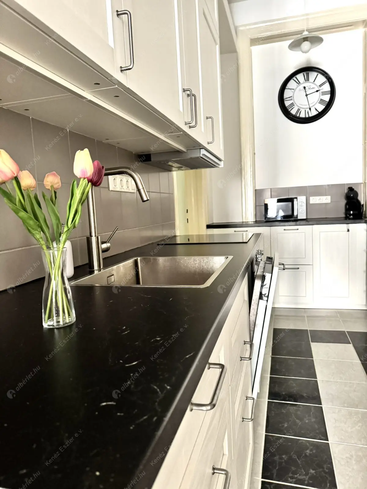 Kiadó albérlet 250000 Ft/hó áron: Budapest, VII. kerület  Cserhát utca. Mérete: 43 nm, 1 szobás | Alberlet.hu - 6579285