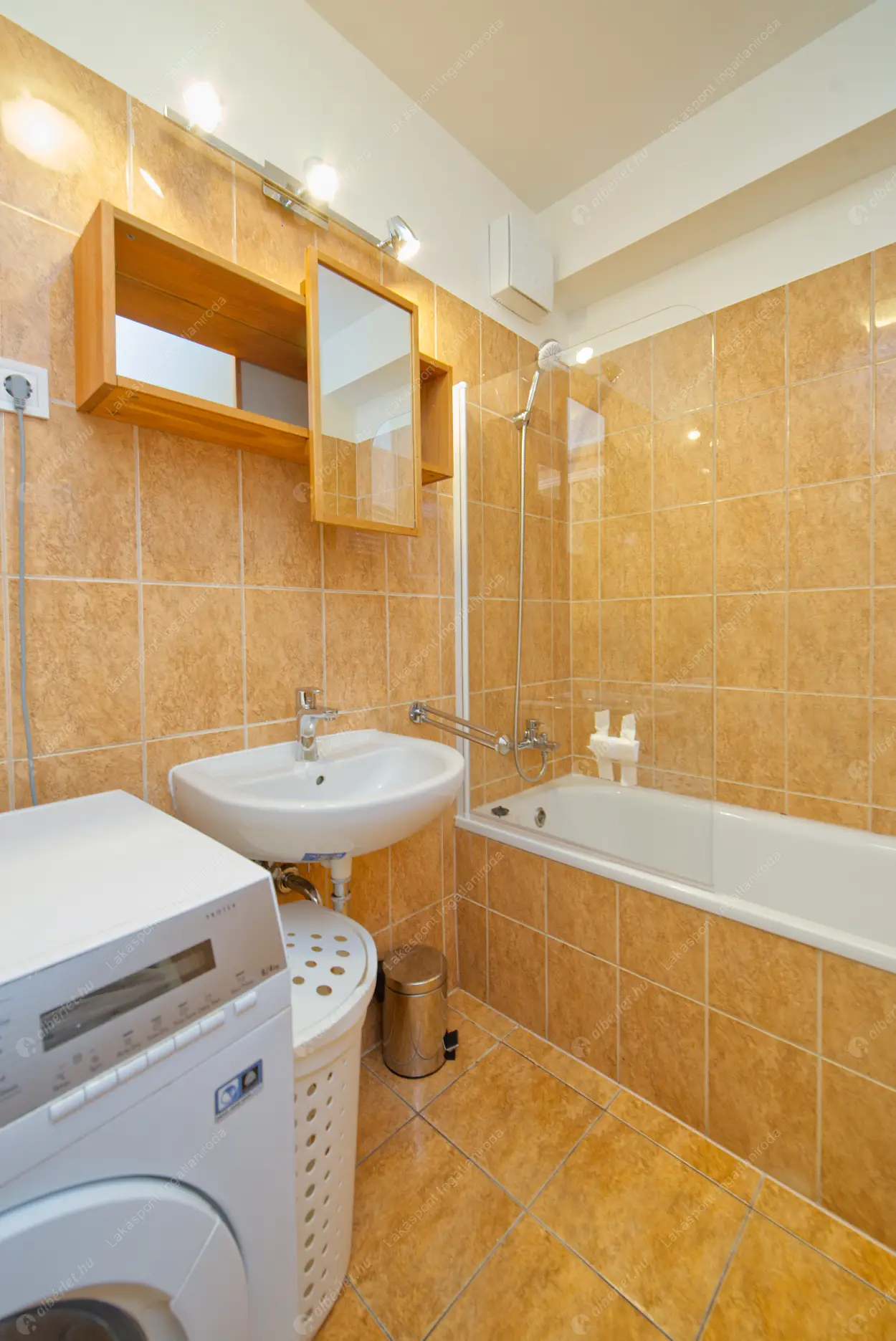 Kiadó albérlet 367000 Ft/hó áron: Budapest, VII. kerület  Cserhát utca. Mérete: 60 nm, 2 szobás | Alberlet.hu - 6621515