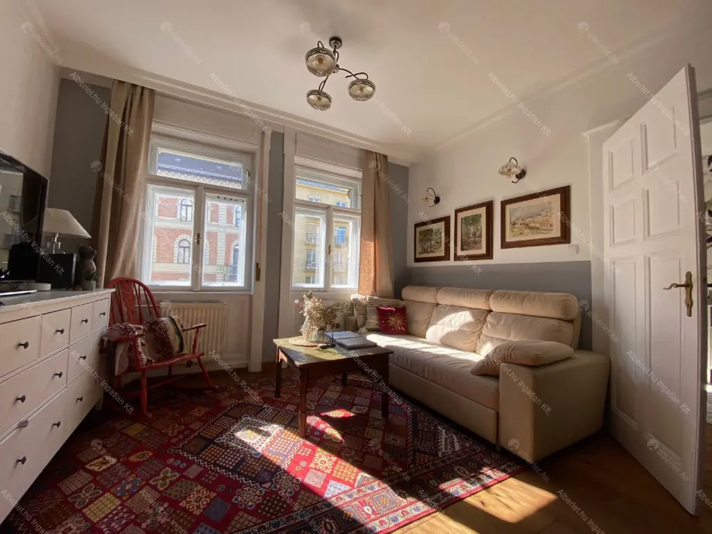 Kiadó albérlet 450000 Ft/hó áron: Budapest, VII. kerület  Damjanich utca. Mérete: 107 nm, 3 szobás | Alberlet.hu - 6675224