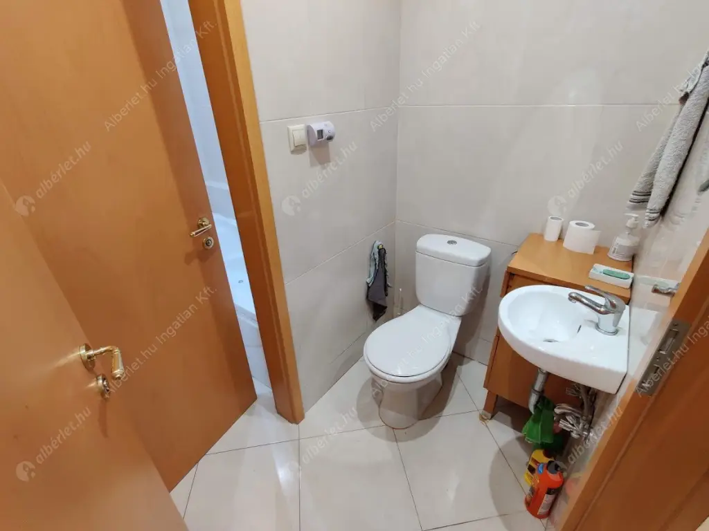 Kiadó albérlet 450000 Ft/hó áron: Budapest, VII. kerület  Damjanich utca. Mérete: 128 nm, 4 szobás | Alberlet.hu - 6639522