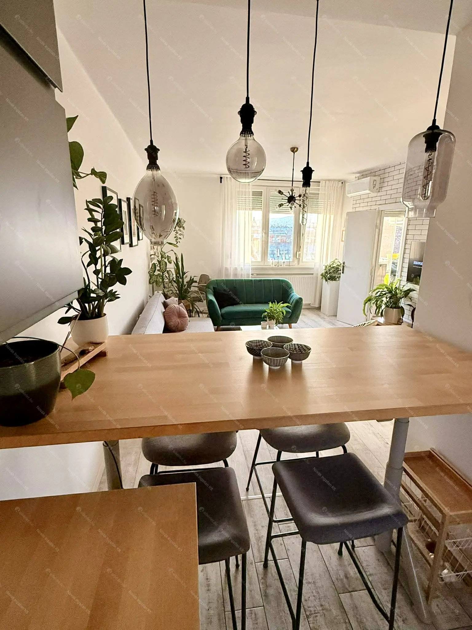 Kiadó albérlet 350000 Ft/hó áron: Budapest, VII. kerület  Damjanich utca. Mérete: 44 nm, 2 szobás | Alberlet.hu - 6659108