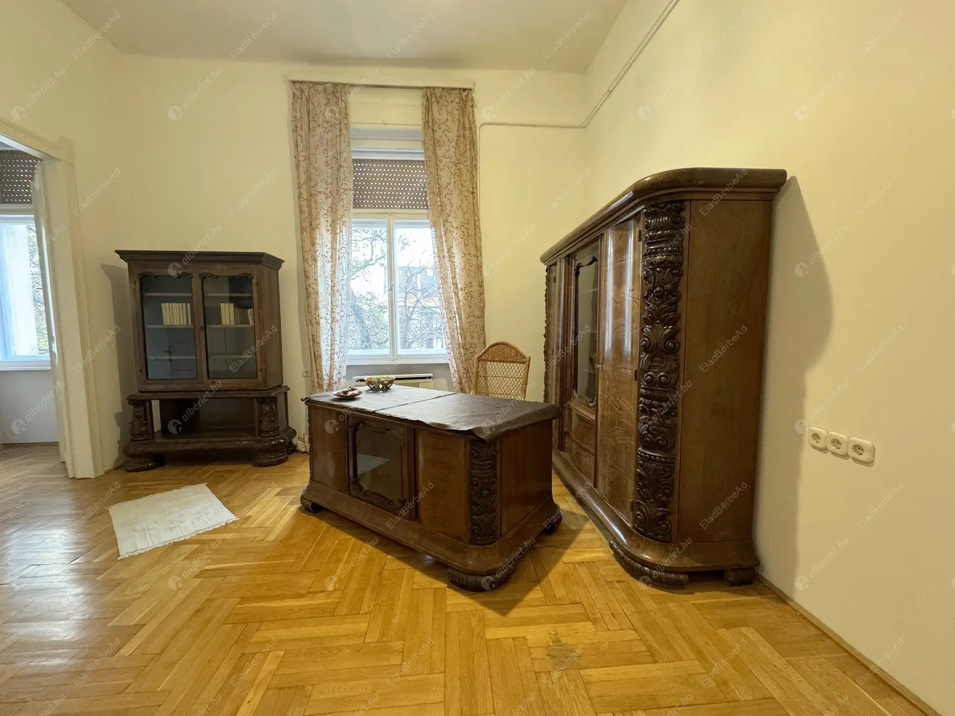 Kiadó albérlet 249000 Ft/hó áron: Budapest, VII. kerület  Damjanich utca. Mérete: 56 nm, 2 szobás | Alberlet.hu - 6365473