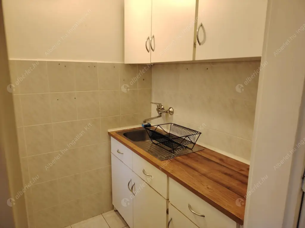 Kiadó albérlet 210000 Ft/hó áron: Budapest, VII. kerület  Damjanich utca. Mérete: 56 nm, 2 szobás | Alberlet.hu - 6628741