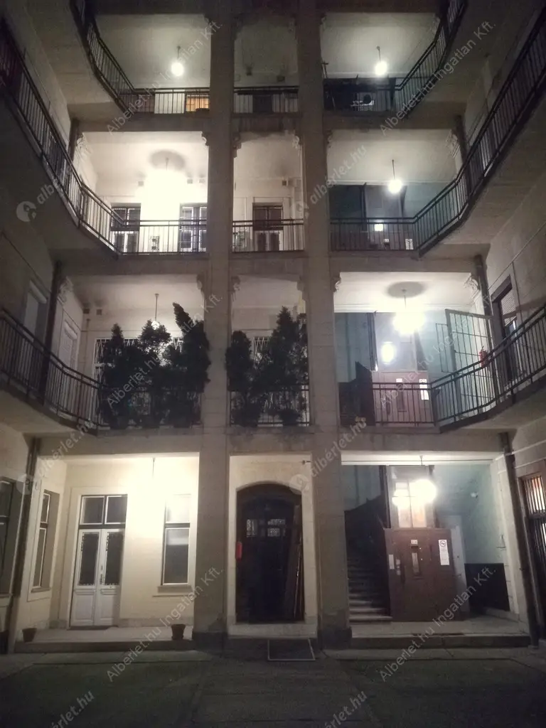 Kiadó albérlet 210000 Ft/hó áron: Budapest, VII. kerület  Damjanich utca. Mérete: 56 nm, 2 szobás | Alberlet.hu - 6628754