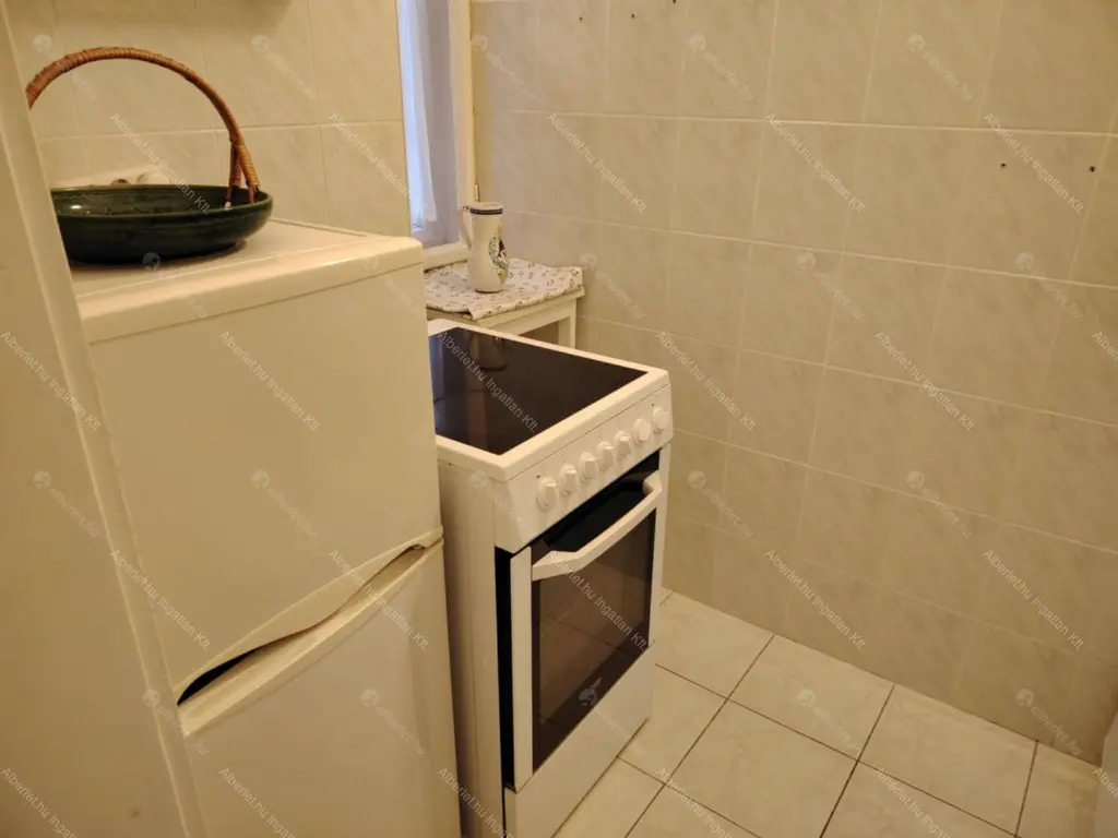 Kiadó albérlet 200000 Ft/hó áron: Budapest, VII. kerület  Damjanich utca. Mérete: 56 nm, 2 szobás | Alberlet.hu - 6671375