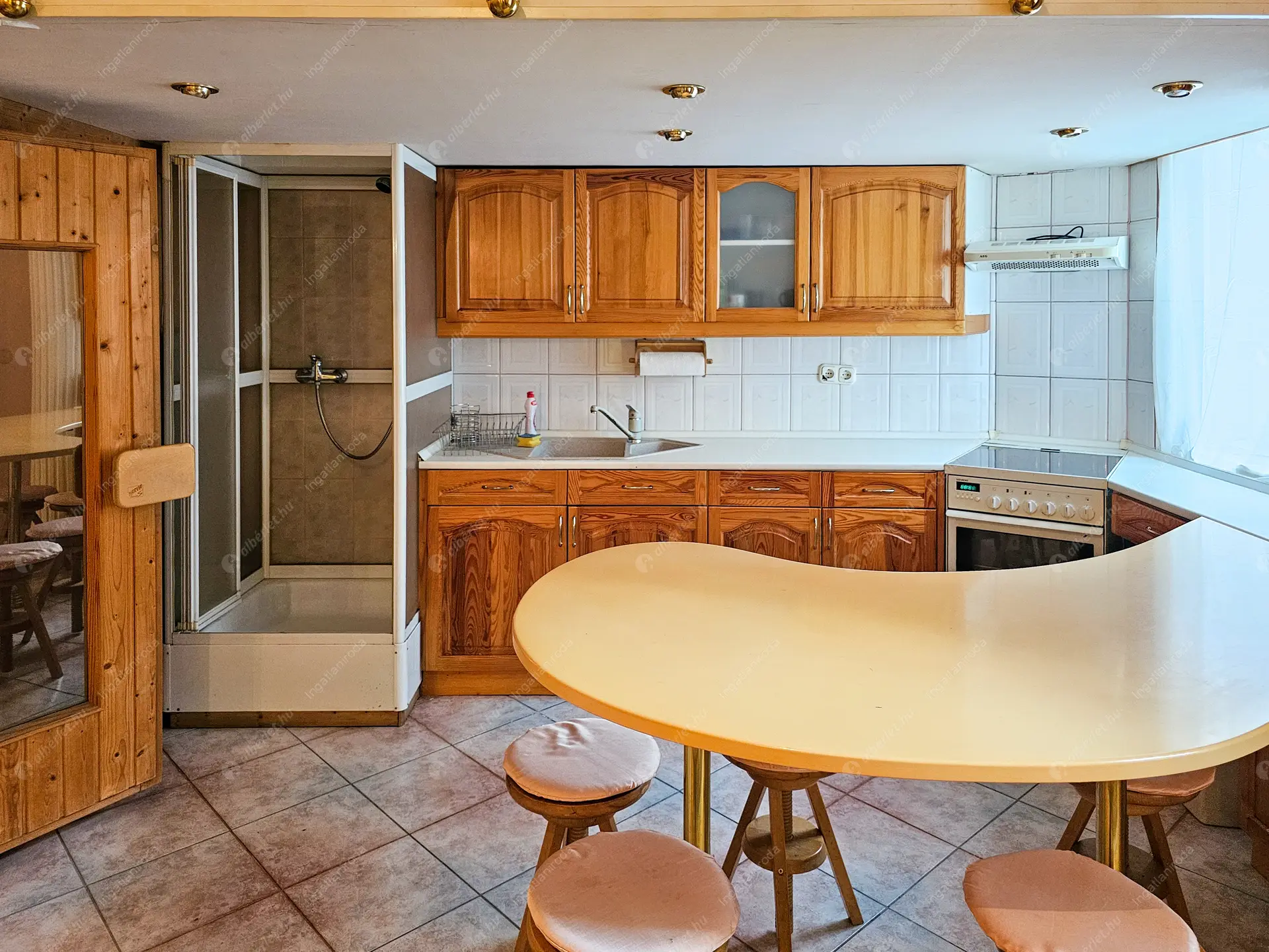 Kiadó albérlet 248000 Ft/hó áron: Budapest, VII. kerület  Damjanich utca. Mérete: 70 nm, 2 szobás | Alberlet.hu - 6521231