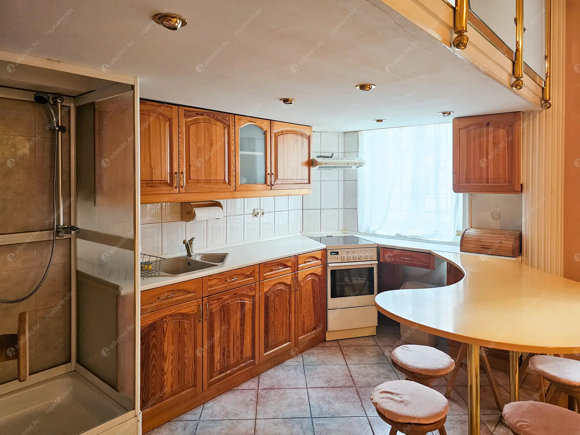 Kiadó albérlet 248000 Ft/hó áron: Budapest, VII. kerület  Damjanich utca. Mérete: 70 nm, 2 szobás | Alberlet.hu - 6521233