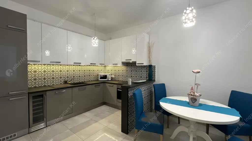 Kiadó albérlet 470000 Ft/hó áron: Budapest, VII. kerület  Dembinszky utca. Mérete: 108 nm, 3 szobás | Alberlet.hu - 6624263