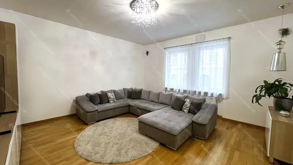 Kiadó albérlet 445000 Ft/hó áron: Budapest, VII. kerület  Dembinszky utca. Mérete: 108 nm, 3 szobás | Alberlet.hu - 6672854