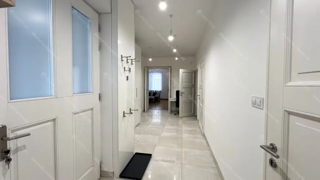 Kiadó albérlet 445000 Ft/hó áron: Budapest, VII. kerület  Dembinszky utca. Mérete: 108 nm, 3 szobás | Alberlet.hu - 6672861