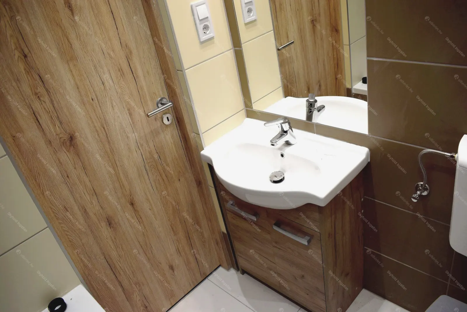 Kiadó albérlet 195000 Ft/hó áron: Budapest, VII. kerület  Dembinszky utca. Mérete: 33 nm, 2 szobás | Alberlet.hu - 6694854