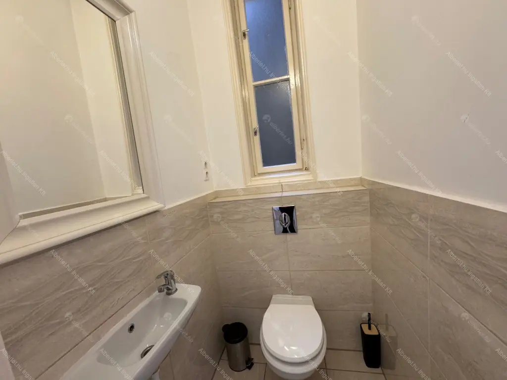 Kiadó albérlet 330000 Ft/hó áron: Budapest, VII. kerület  Dembinszky utca. Mérete: 96 nm, 3 szobás | Alberlet.hu - 6707274