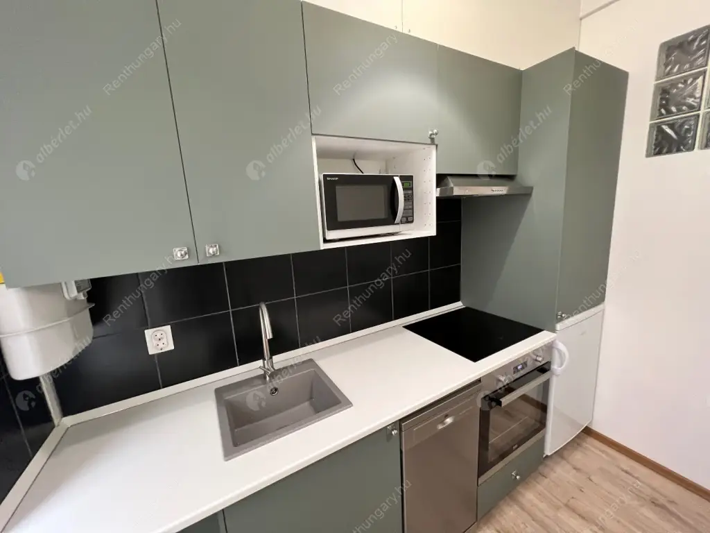 Kiadó albérlet 204000 Ft/hó áron: Budapest, VII. kerület  Dob utca. Mérete: 32 nm, 1 szobás | Alberlet.hu - 6563500