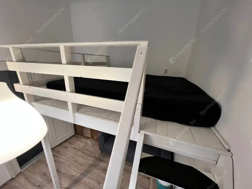 Kiadó albérlet 208000 Ft/hó áron: Budapest, VII. kerület  Dob utca. Mérete: 32 nm, 1 szobás | Alberlet.hu - 6601706