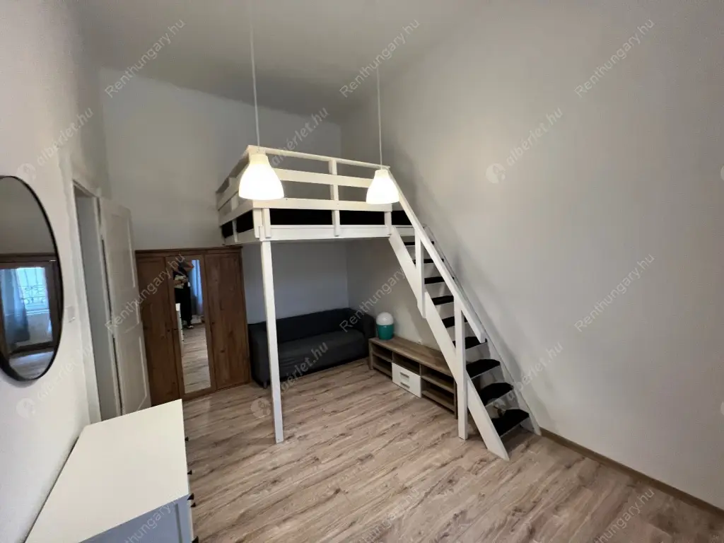 Kiadó albérlet 208000 Ft/hó áron: Budapest, VII. kerület  Dob utca. Mérete: 32 nm, 1 szobás | Alberlet.hu - 6601708