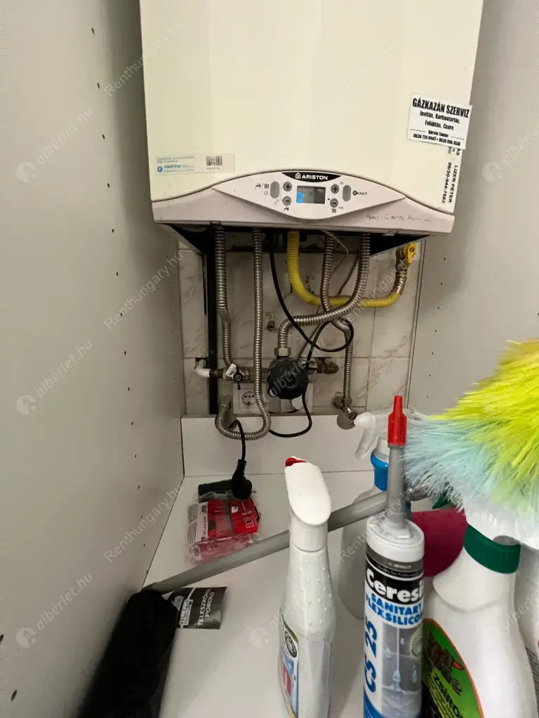 Kiadó albérlet 208000 Ft/hó áron: Budapest, VII. kerület  Dob utca. Mérete: 32 nm, 1 szobás | Alberlet.hu - 6601719