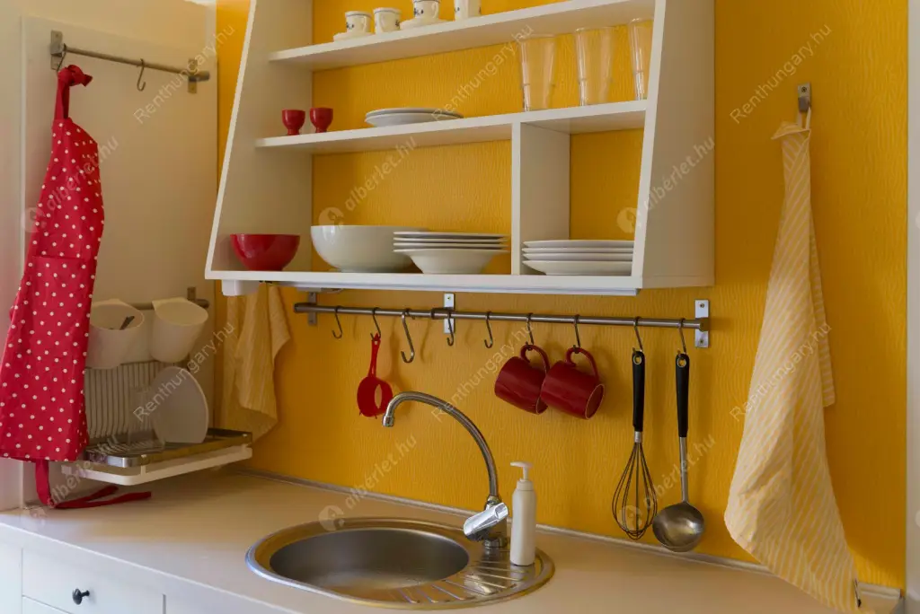 Kiadó albérlet 200000 Ft/hó áron: Budapest, VII. kerület  Dob utca. Mérete: 35 nm, 1 szobás | Alberlet.hu - 6630514