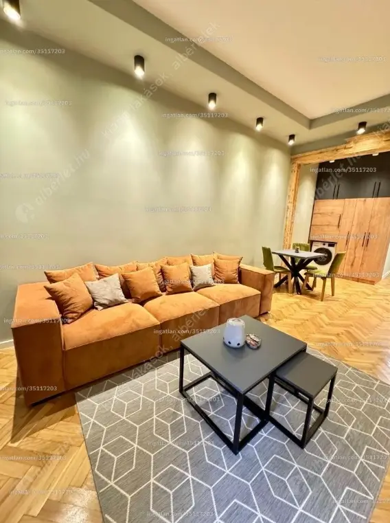 Kiadó albérlet 245000 Ft/hó áron: Budapest, VII. kerület  Dob utca. Mérete: 37 nm, 1 szobás | Alberlet.hu - 6634666