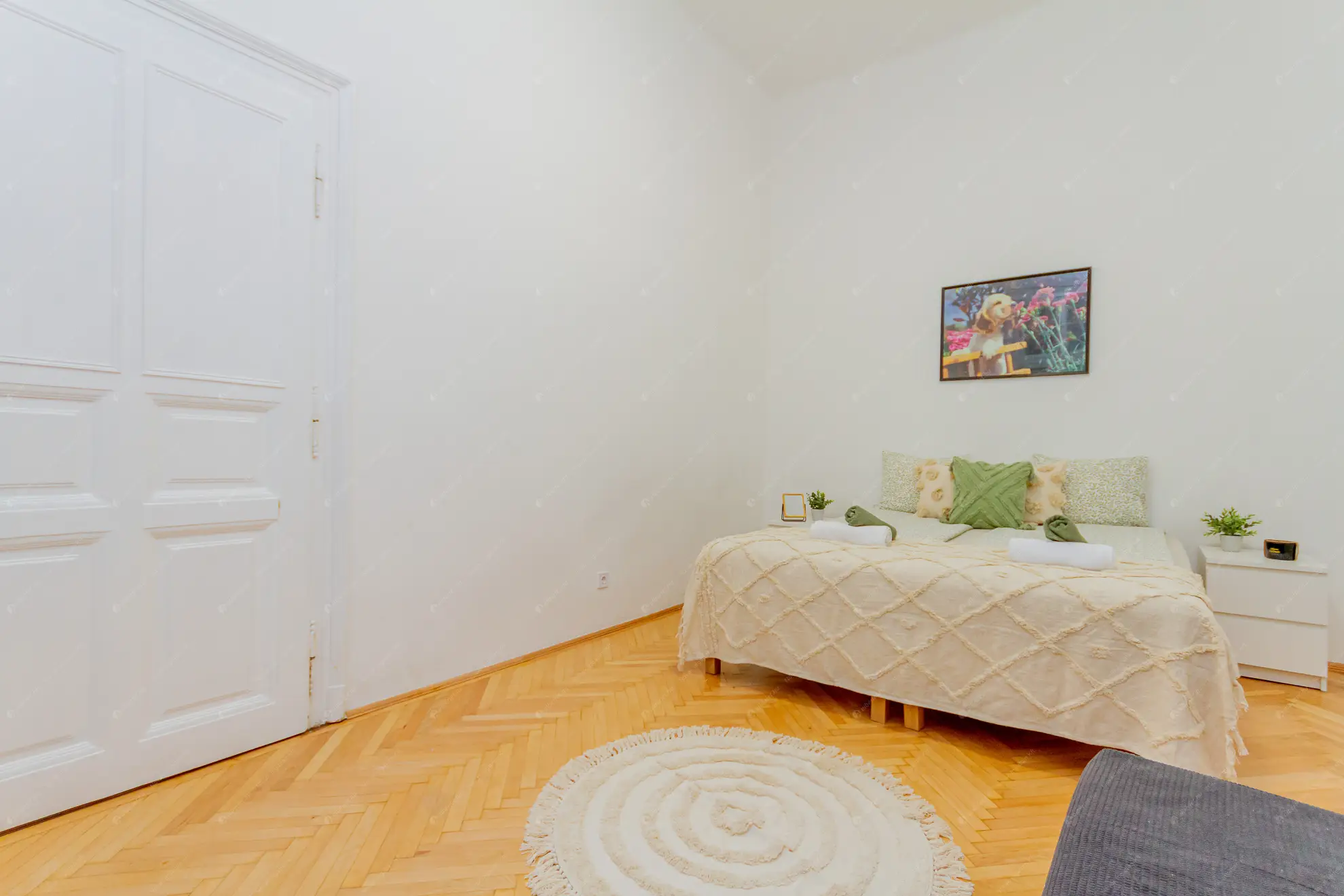 Kiadó albérlet 259000 Ft/hó áron: Budapest, VII. kerület  Dob utca. Mérete: 41 nm, 2 szobás | Alberlet.hu - 6575202