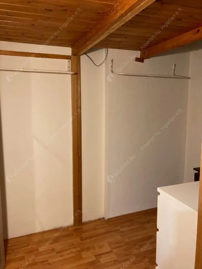 Kiadó albérlet 230000 Ft/hó áron: Budapest, VII. kerület  Dob utca. Mérete: 42 nm, 1 szobás | Alberlet.hu - 6595229