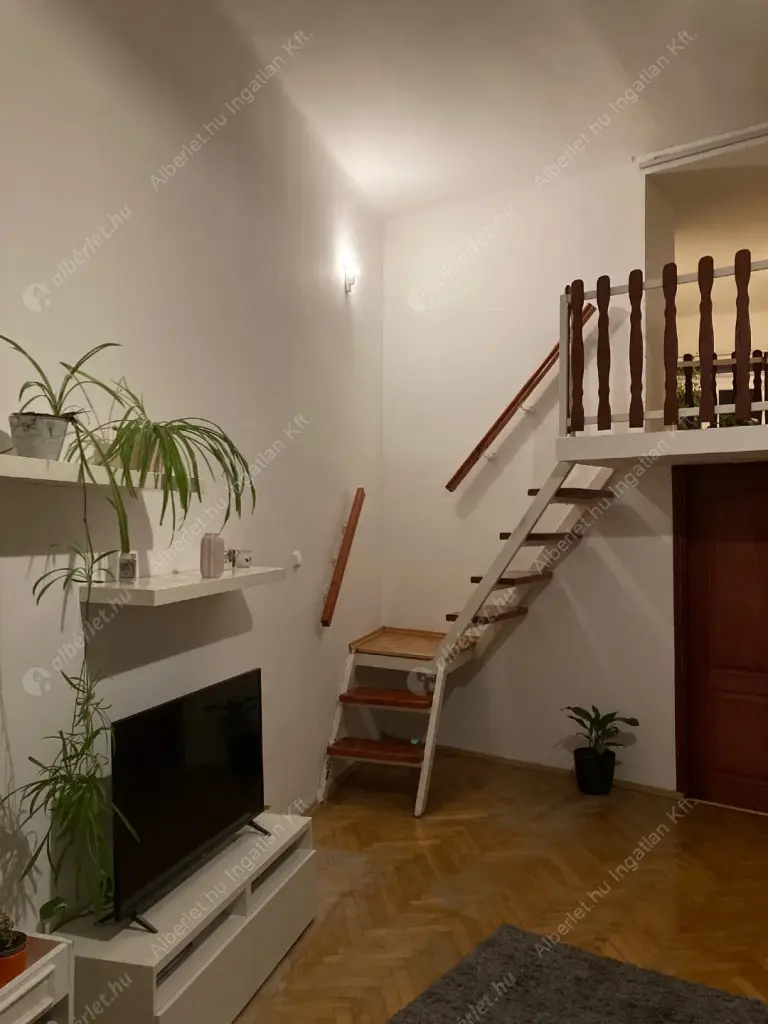 Kiadó albérlet 230000 Ft/hó áron: Budapest, VII. kerület  Dob utca. Mérete: 42 nm, 1 szobás | Alberlet.hu - 6595231