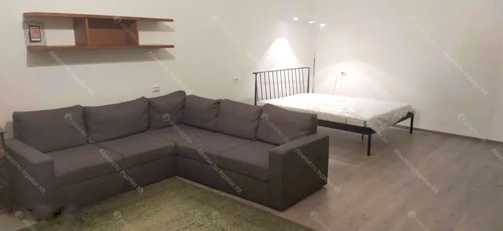 Kiadó albérlet 200000 Ft/hó áron: Budapest, VII. kerület  Dob utca. Mérete: 46 nm, 1 szobás | Alberlet.hu - 6644286